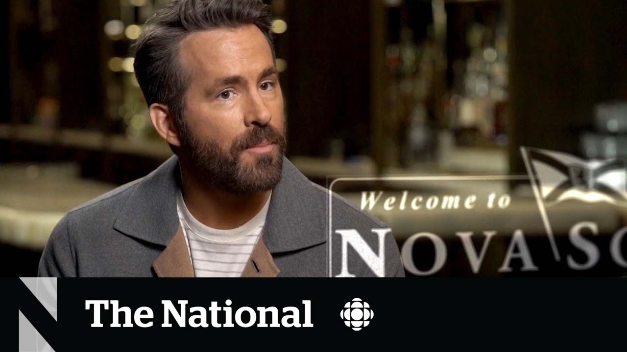 Ryan Reynolds Answers 10 Questions About Canada 🇨🇦 - YouTube