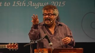 'Aaine Me Yeh Guftgoo' by Hariharan at Rabindra Bhavan, Madgaon, Goa 2015 HD