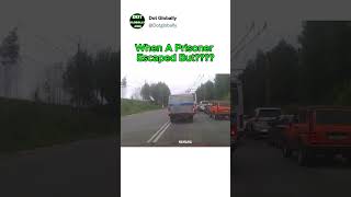 Prisoner Escapes from Police Van… Unbelievable! 🚔😱 #PrisonBreak #ViralShorts #CrazyEscape #Shockin