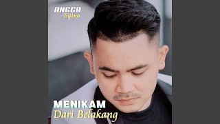 Menikam Dari Belakang