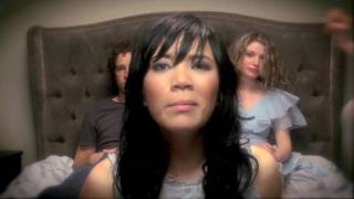Thao with the Get Down Stay Down 