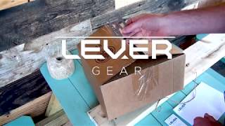 Lever Gear Toolcard Pro - Demo 6 - Cord Cutter, Box Opener and Prybar