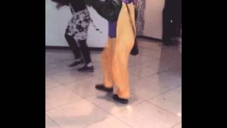 Shuffle dancing clown