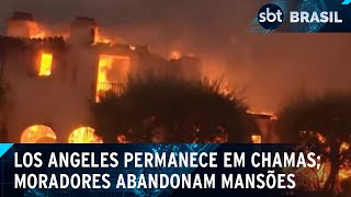 Incêndio florestal devasta mansões de famosos em Los Angeles | SBT Brasil (09/01/25)