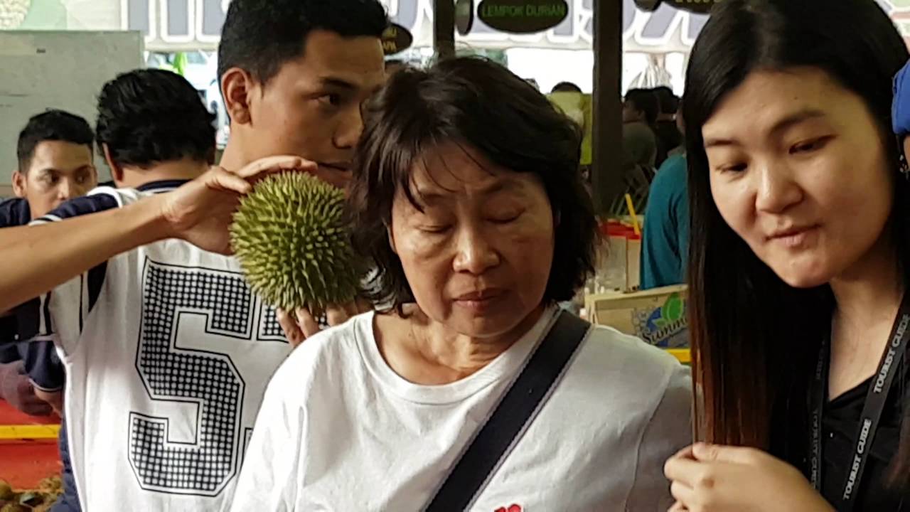 Datanglah Makan Durian B'ramai2.. (/≧ ≦/).. - YouTube