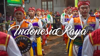 Team Rodat Sadissiswo Menyanyikan - lagu Indonesia Raya