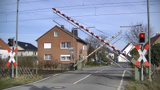 Spoorwegovergang Bünde (D) // Railroad crossing // Bahnübergang