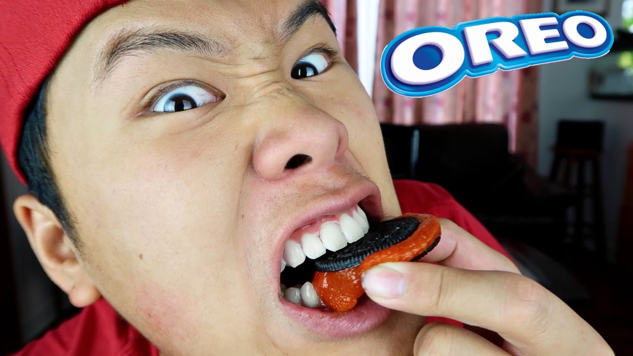 Sriracha Oreo Taste Test Youtube