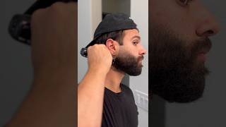 How to: trim your beard at home 🏠🧔🏻‍♂️🔥 #barber #beardgrooming #beardcare #beardtrimmer #barber