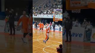 試合前のアップ中にボードに当てて1人アリウープダンク #basketball #dunk #山口力也 #バスケ #ダンク