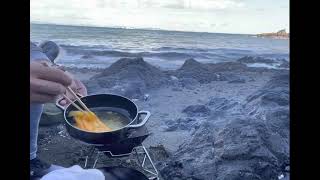 中華鍋で炒飯at the seaside