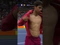 shirtless alcaraz gets crowd going wild 😂