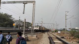 Lallaguda WAP-7 22717 Rajkot Secunderabad SF Honks Purrs WAG-9HC Freight Train