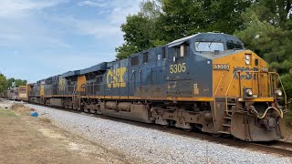 Southbound CSX Manifest Flying Though Bells, TN