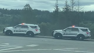 6x Kitsap County Sheriff units on scene of a help-the-officer call