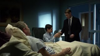 34. Gotham (s1e18). Gordon checks in on Bruce and Alfred in the hospital./Selina visits Bruce.