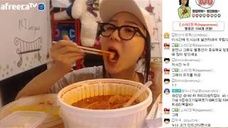 트랜스젠더 왕양乃  밤참야식 어설프게매운 cheese떡볶이 먹방