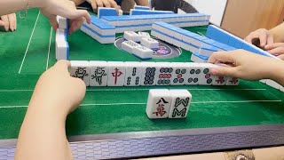 红中麻将：要懂得把握机会，把握不住再等一轮