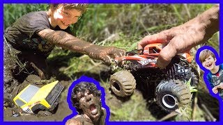 Monster Truck Mud Pit Rescue!