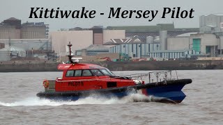 Kittiwake Mersey Pilot Speeding Down The Mersey