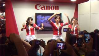 2013.08.04 應用展Canon 14:00開場舞-粉粉 天天 毓庭