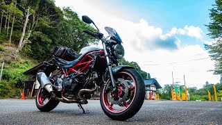 XSR700とSV650の比較です。昨日XSR700に乗ったので、SV650に乗りながら違いを探ります。