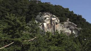 神々が眠る日本最古の地・世界遺産　花の窟神社