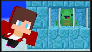 Escape From Underwater Prison in Minecraft