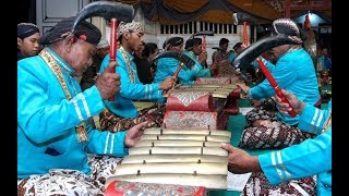 Javanese GAMELAN SEKATEN Pusaka Kraton Yogyakarta / Javanese Gamelan Music Jawa [HD]