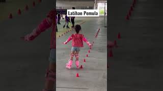 Latihan Pemula Sepatu Roda anak 3 tahun - inline skate