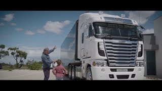 Argosy Truck Walk Around | Freightliner Australia | Best Cab-over