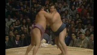 Asahifuji vs. Takanosato : Kyushu 1985 (旭富士 対 隆の里)