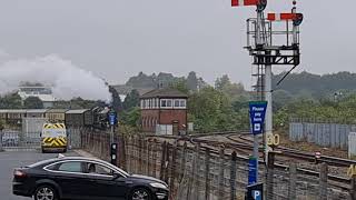 Clun Castle passing Droitwich Spa Station, 25/9/21