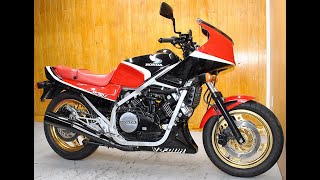 Honda VF750F exhaust sound and details.ホンダＶＦ７５０Ｆ詳細及び排気音