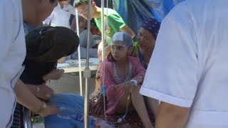 Medics Busy Treating Injured Residents in Xinjiang's 6.5 Magnitude Earthquake