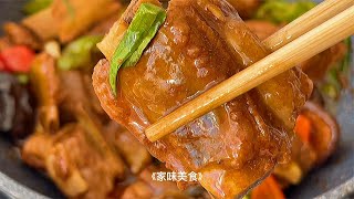 骨酥肉烂的黄焖排骨，做法很简单，大口吃肉才过瘾