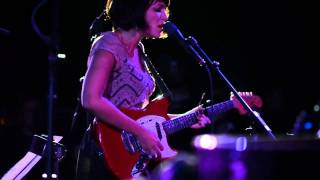 Norah Jones - Simply Beautiful [Live]