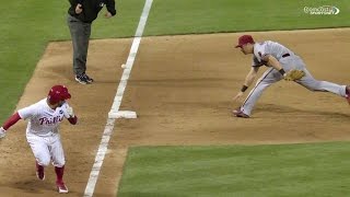 ARI@PHI: Francoeur rips go-ahead single to left field