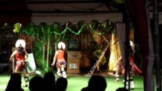 2005-09-14 花蓮石藝大街 原住民舞蹈表演 Aborigine Dance part 1, Hualien City, Taiwan