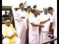 kalaignar karunanidhi chennai visits flood victims at mudichur tambaram.