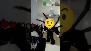 Tenia mucho miedo slenderman estaba en mi cuarto...