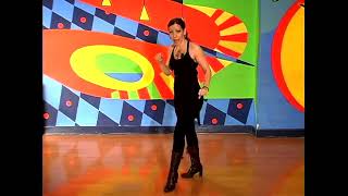 How to Do Variations of Basic Cumbia Dance Steps