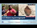 കമ്പിക്ക് പകരം കോൺഗ്രീറ്റിന് ഉപയോഗിച്ചത് തടി റോഡ് നിർമ്മാണം തടസ്സപ്പെടുത്തി നാട്ടുകാർ