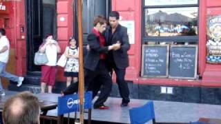 El Mareo - Tango Electronico (pareja de hombres)