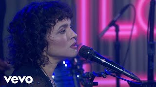Norah Jones - Begin Again (Live On The Today Show)