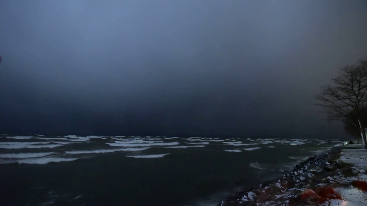 Lake Ontario Lake Effect Snow Squall Timelapse - YouTube