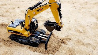 장난감 후이나 580  포크레인 굴삭기 도저 블레이드 필드 테스트 RC TOY HUINA 580 EXCAVATOR WITH DOZER BLADE FIELD TEST