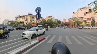 【ベトナム旅行ハノイ編】　市街から旧市街へバイクGrabに乗ってみた