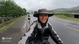 带着媳妇骑行甘肃，现已抵达曲奥乡，晚上桥下露营不怕淋雨了