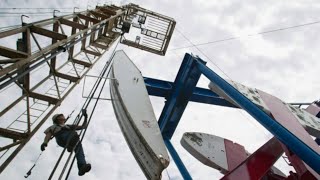 Canadian crude output rising, pressuring prices